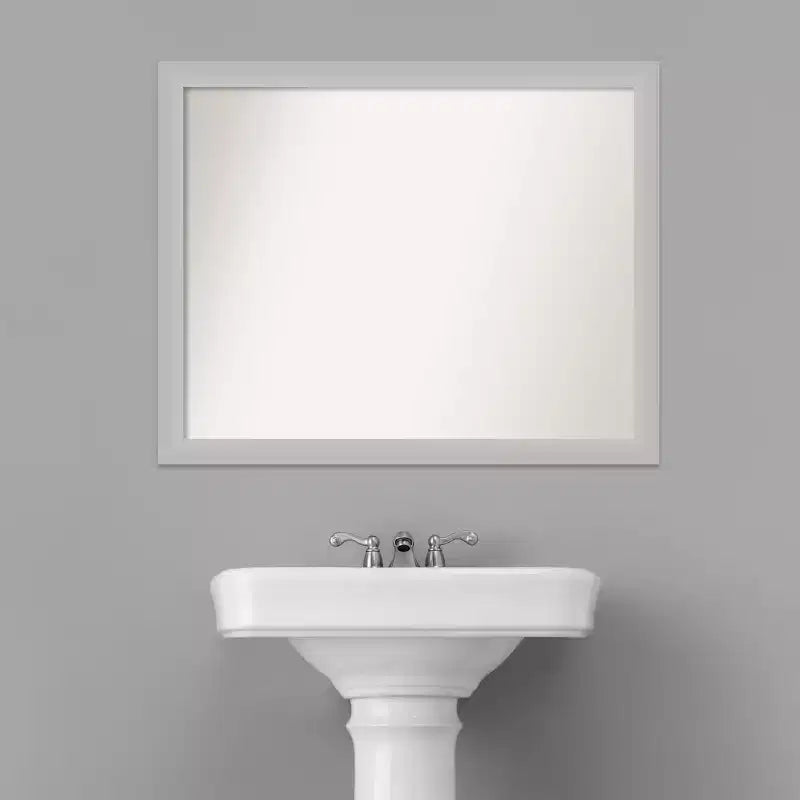 Specchio da parete con cornice rettangolare - Finitura argento a bassa lucentezza