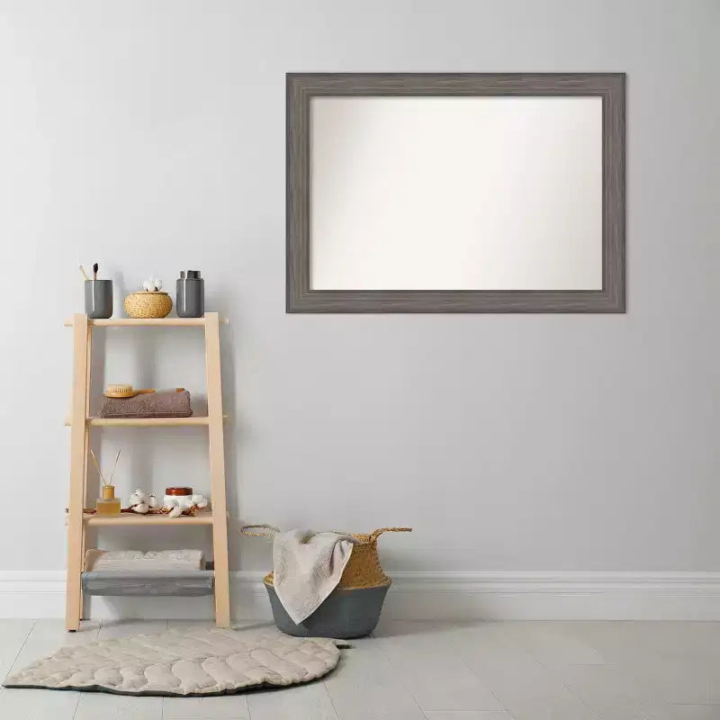 Specchio da parete rustico con cornice in legno – 104 x 74 cm