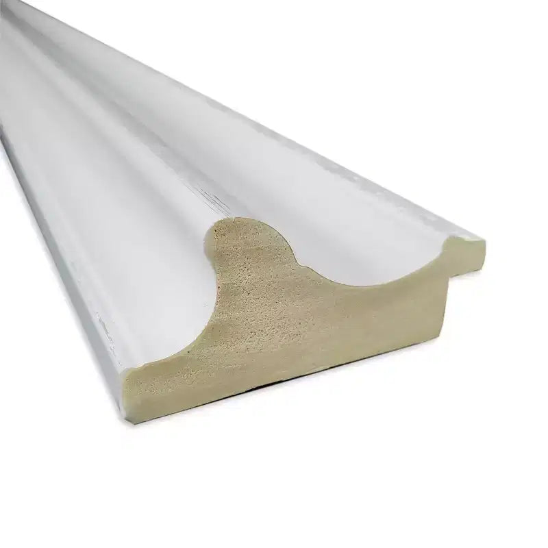 Specchio da parete con cornice bianca decorata – 59,7 x 74,9 cm