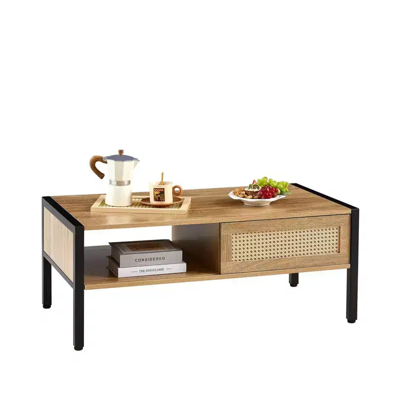Tavolino rettangolare in rattan con contenitore — Marrone