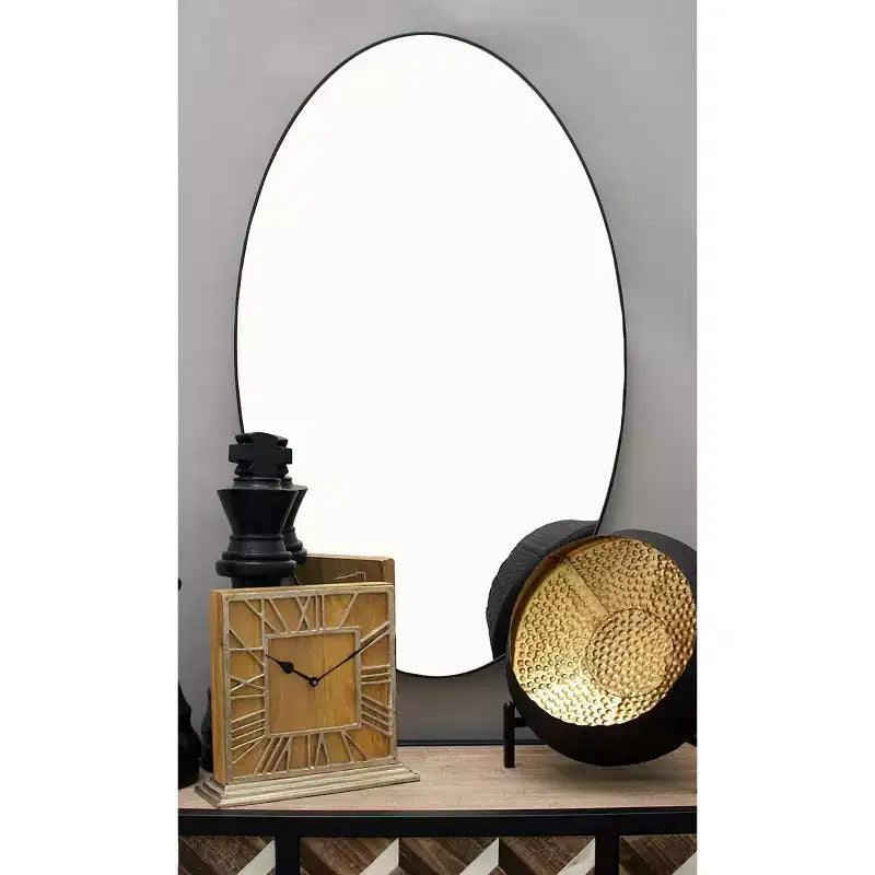 Specchio da Parete Grande Ovale con Cornice in Legno Naturale – 101 x 61 cm